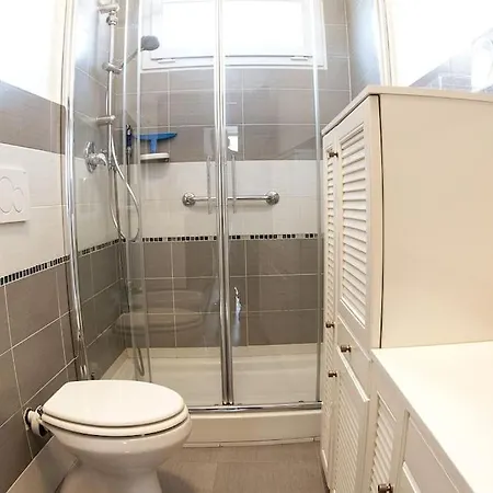 Relax 3 - Jacuzzi Cinque Terre 라스페치아