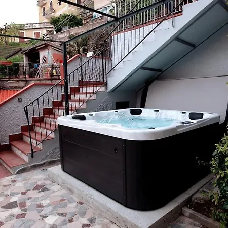 Relax 3 - Jacuzzi Cinque Terre 라스페치아